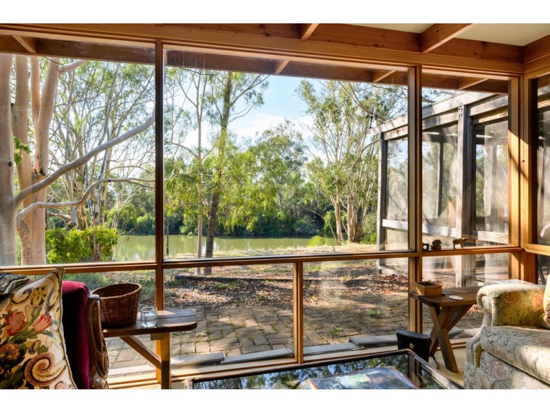 27-31 Lone Pine Avenue, Corowa NSW 2646