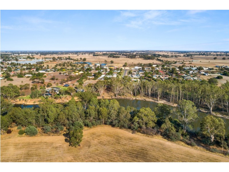 27-31 Lone Pine Avenue, Corowa NSW 2646