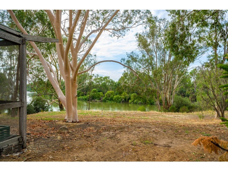 27-31 Lone Pine Avenue, Corowa NSW 2646