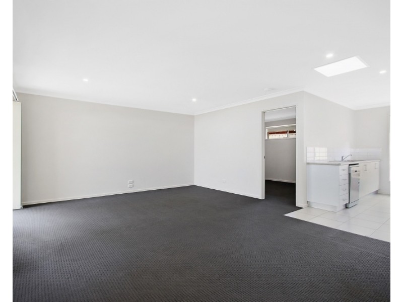 24A and 24B Bevington Bend, Lavington NSW 2641