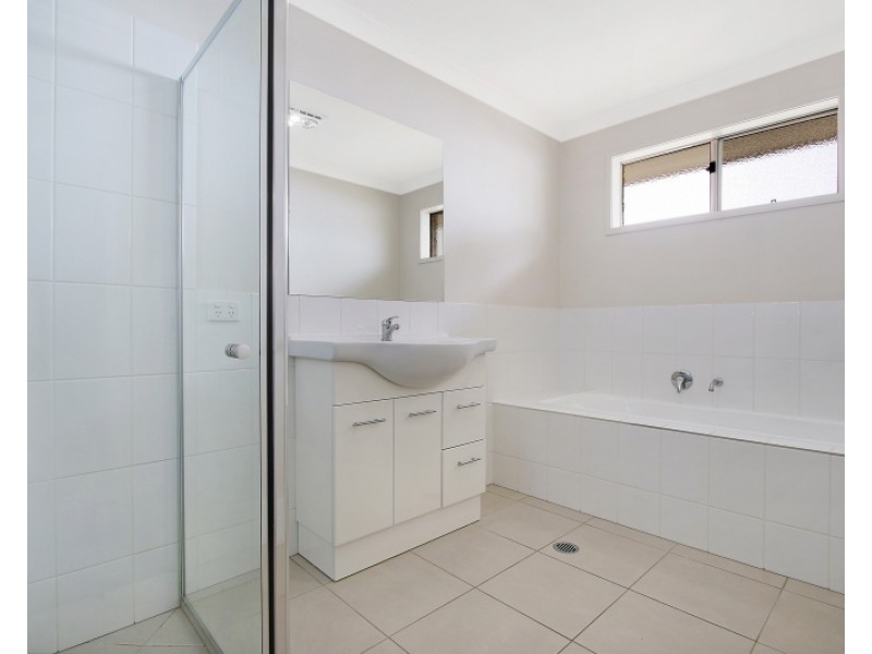 24A and 24B Bevington Bend, Lavington NSW 2641