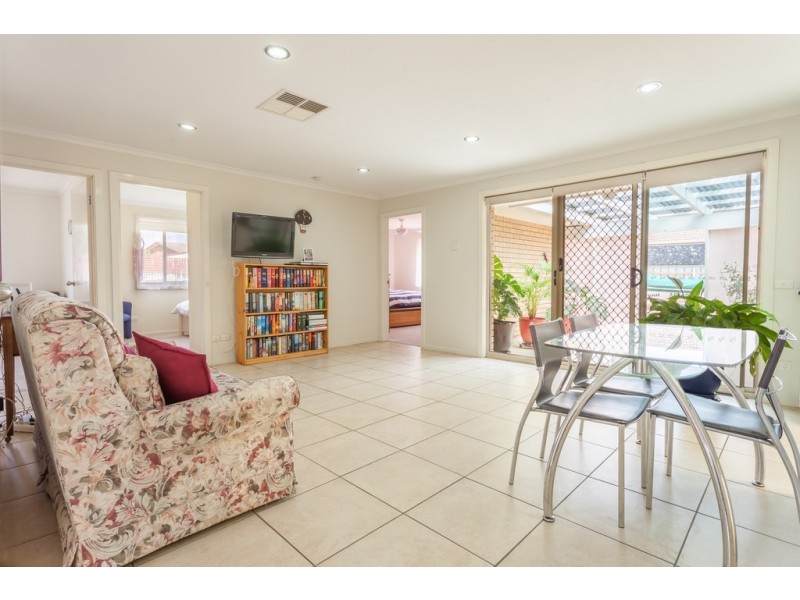 22 Fleming Drive, Corowa NSW 2646