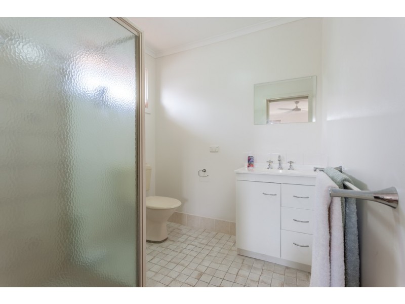 22 Fleming Drive, Corowa NSW 2646