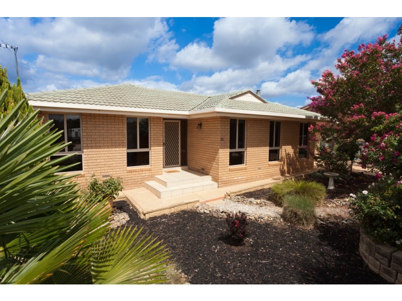 22 Fleming Drive, Corowa NSW 2646