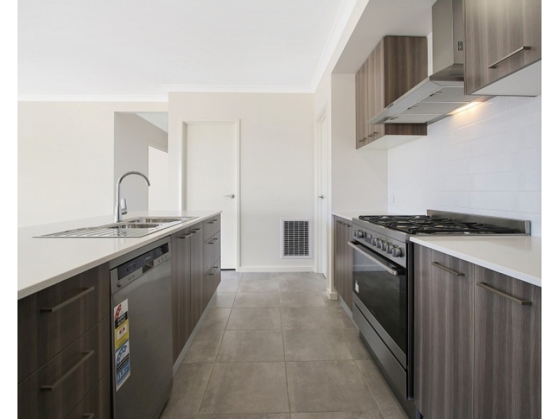 18 Baldock Street, Baranduda VIC 3691