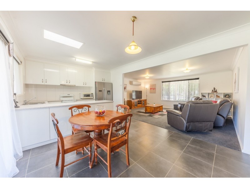 51 Vera Street, Corowa NSW 2646