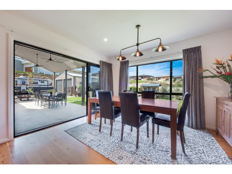 19 Kite Place, Leneva VIC 3691