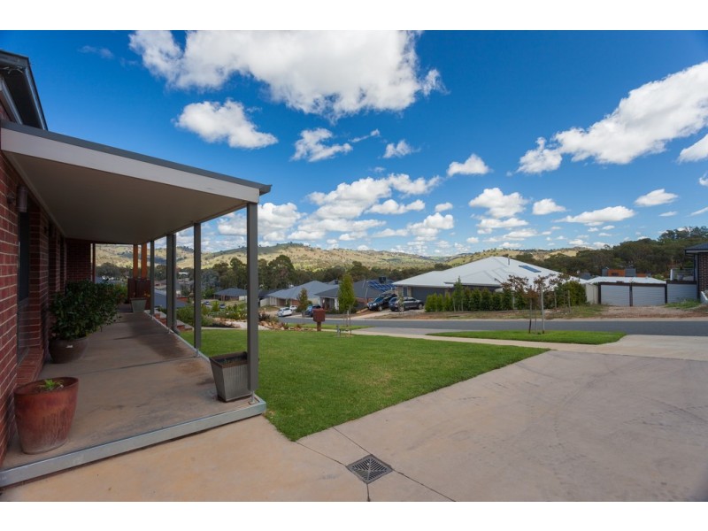 19 Kite Place, Leneva VIC 3691