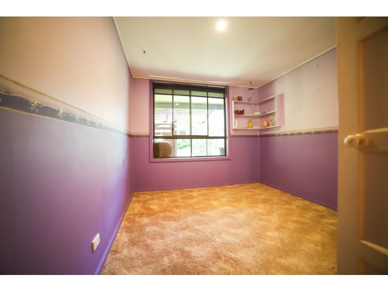 94 Lakeside Avenue, Mount Beauty VIC 3699