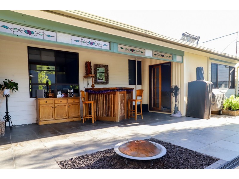 94 Lakeside Avenue, Mount Beauty VIC 3699