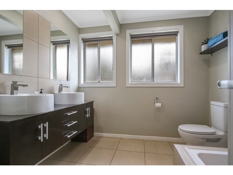 40 McFarland Road, Wodonga VIC 3690