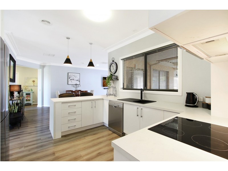 3 Stenzel Crescent, Baranduda VIC 3691