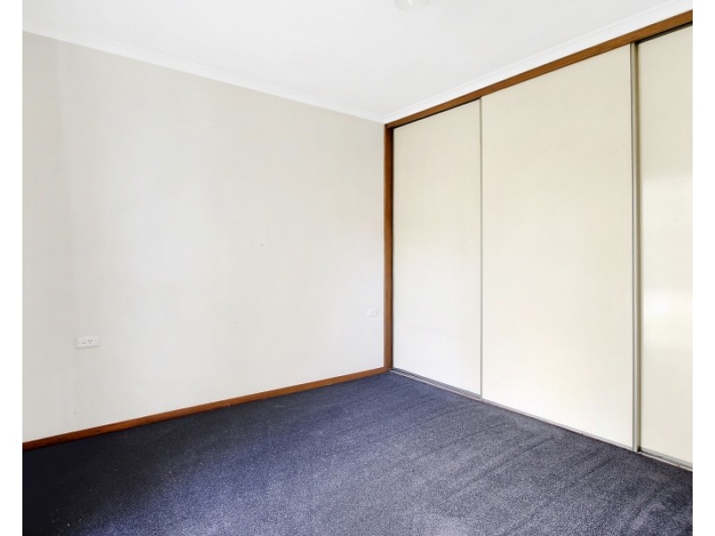 2 OXFORD STREET, Chiltern VIC 3683