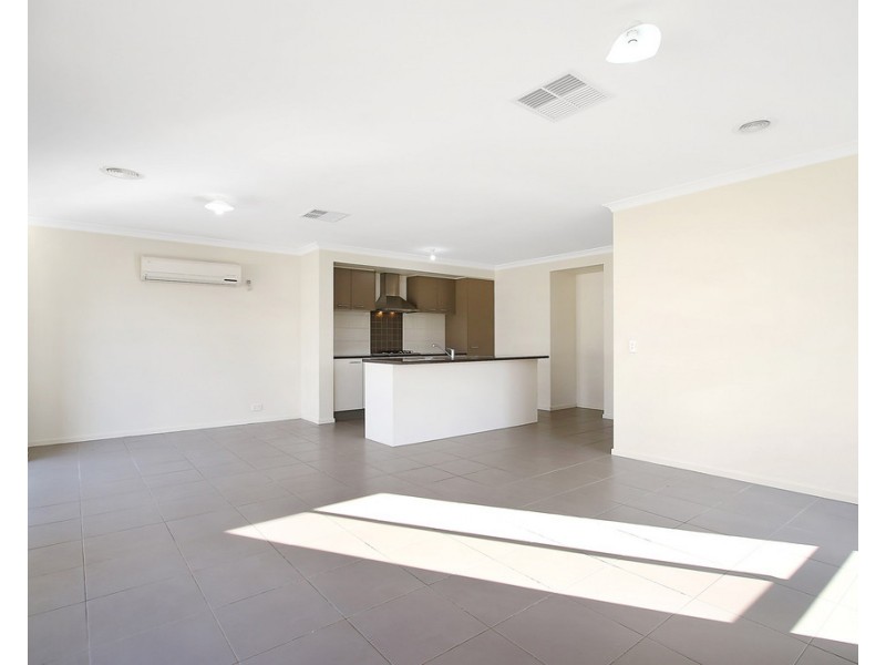 12 Murray Way, West Wodonga VIC 3690