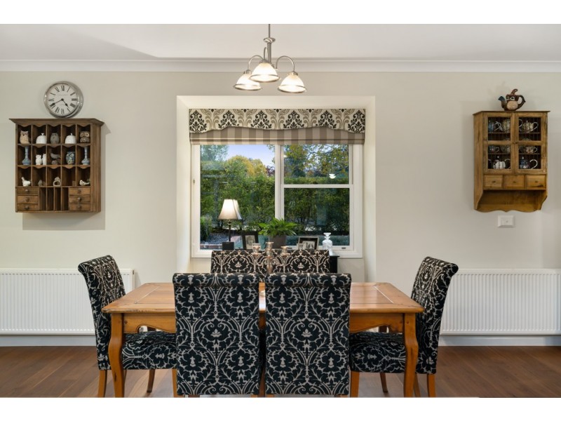 33 Hillandale Court, Bonegilla VIC 3691