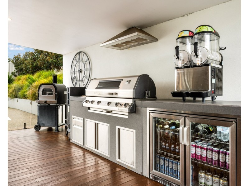 13 Kestrel Circuit, Wodonga VIC 3690