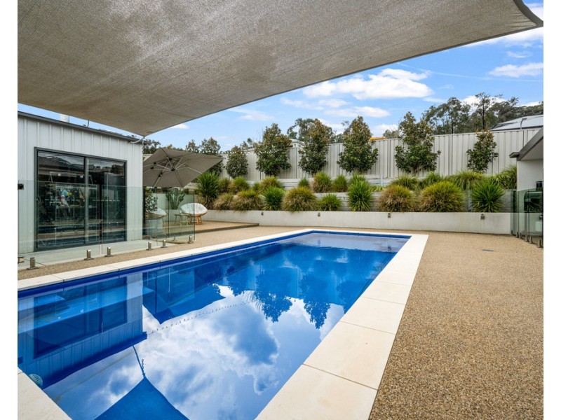 13 Kestrel Circuit, Wodonga VIC 3690