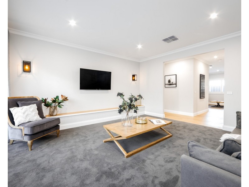 29 Woodbridge Street, Killara VIC 3691