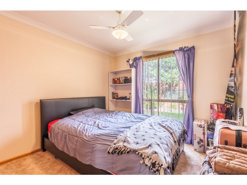 4/588 Webb Street, Lavington NSW 2641