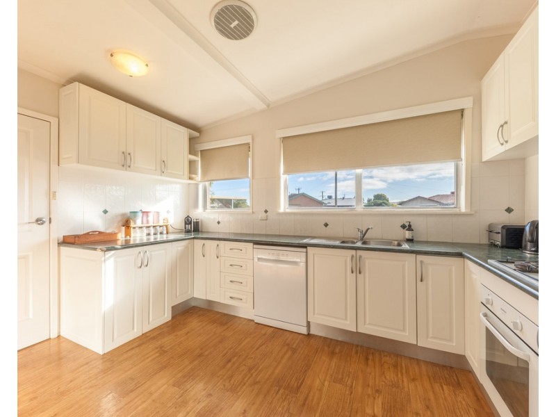 4 Buda Court, Wodonga VIC 3690