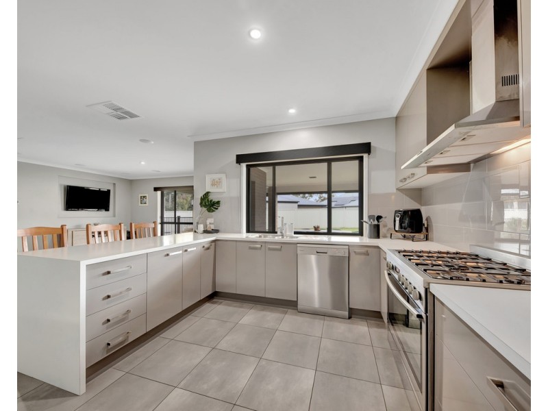 7 Kite Place, Leneva VIC 3691