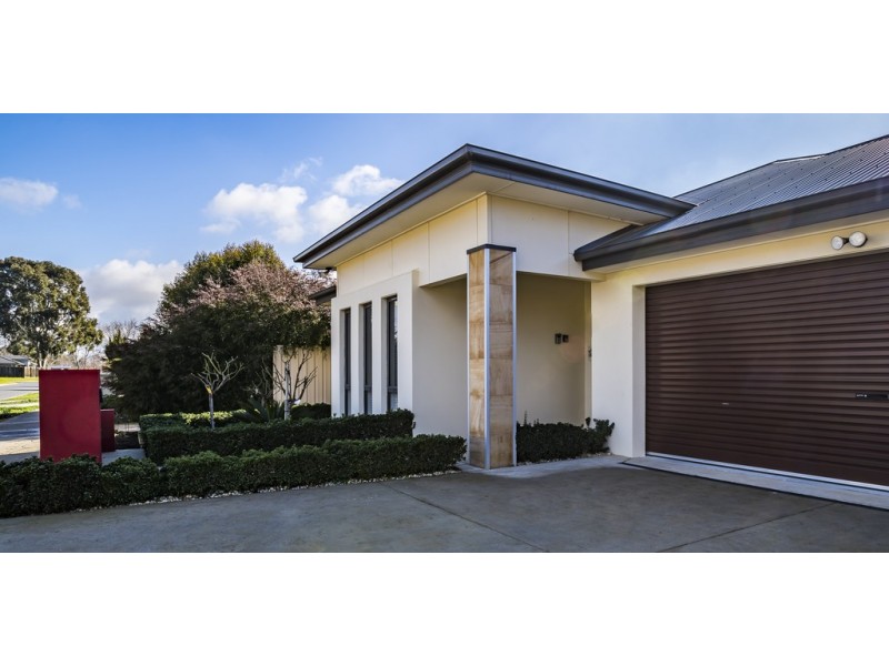22 Castleton Street, Wodonga VIC 3690