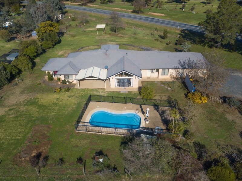 4580 Riverina Highway, Howlong NSW 2643