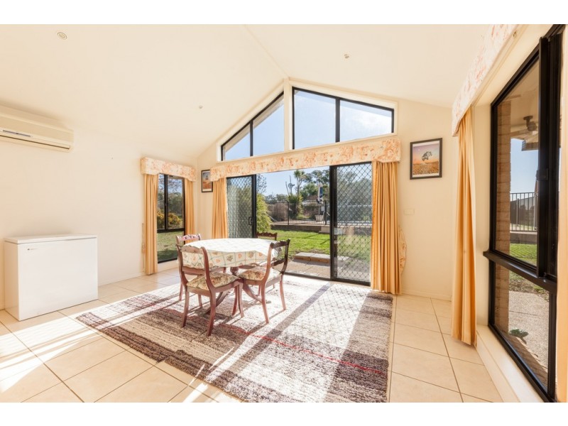4580 Riverina Highway, Howlong NSW 2643
