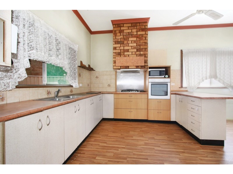 45 Howlong Road, Rutherglen VIC 3685