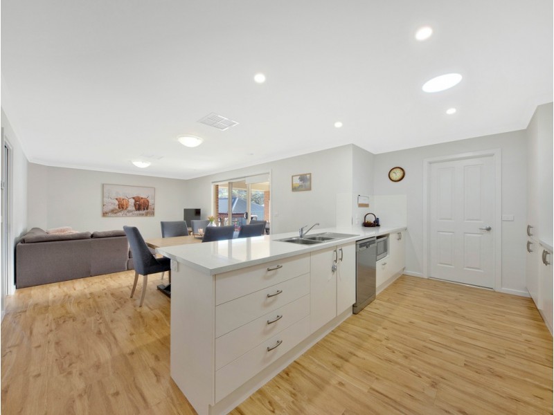 175 Ava Avenue, Thurgoona NSW 2640