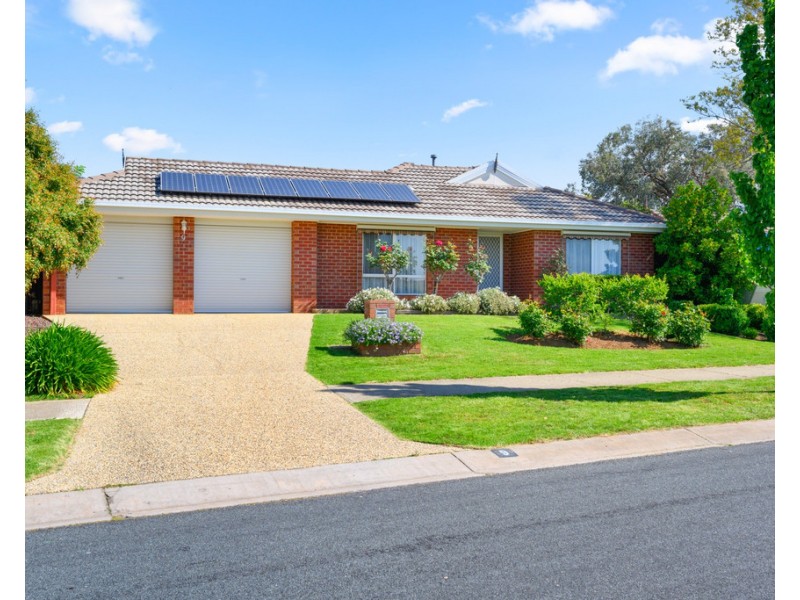 9 Mashie Way, Wodonga VIC 3690