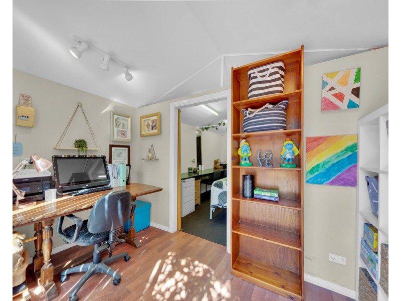 529 McDonald Road, Lavington NSW 2641