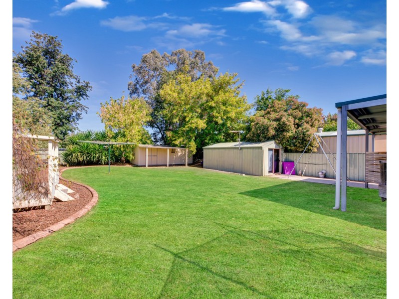 529 McDonald Road, Lavington NSW 2641
