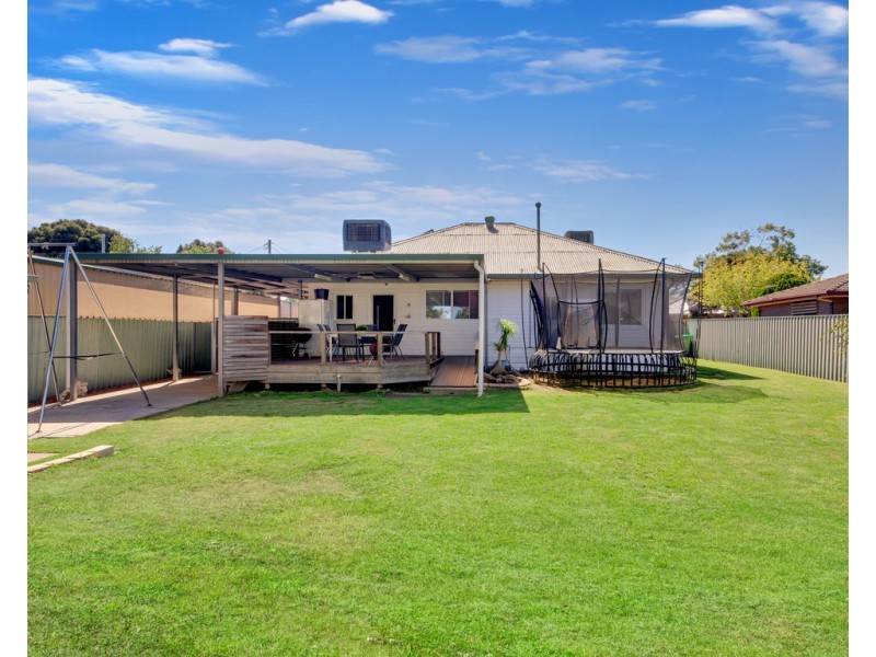 529 McDonald Road, Lavington NSW 2641 Floorplan