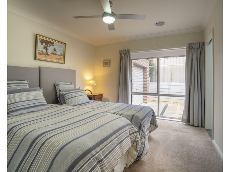 41 Clarendon Avenue, Wodonga VIC 3690