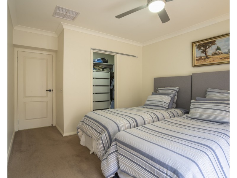 41 Clarendon Avenue, Wodonga VIC 3690