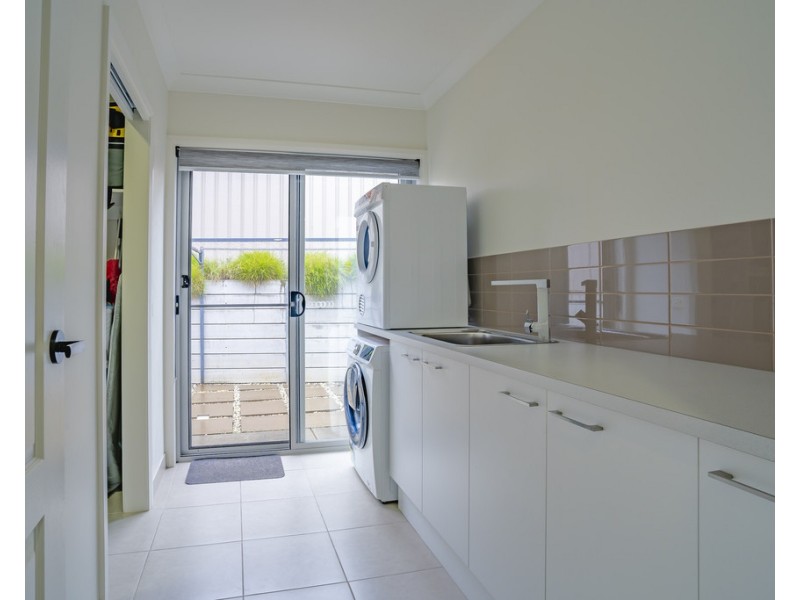 41 Clarendon Avenue, Wodonga VIC 3690