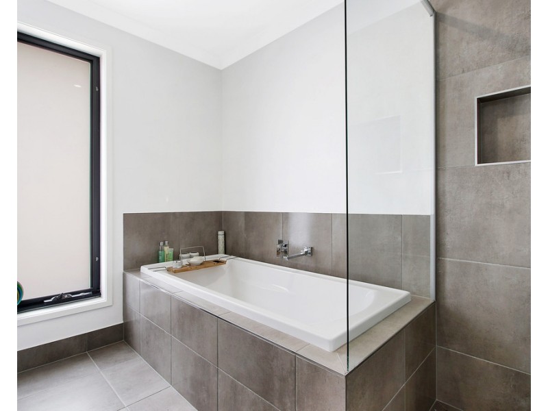 34 Charlton Road, Killara VIC 3691