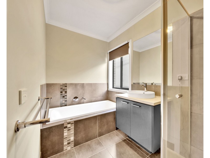 9 McAuliffe Street, Wodonga VIC 3690