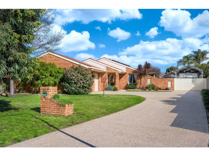 33 Condon Place, Lavington NSW 2641