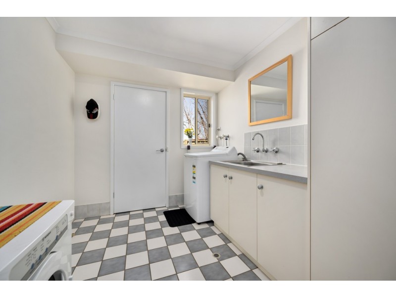 33 Condon Place, Lavington NSW 2641