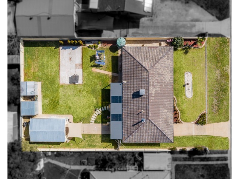 98 Kennedy Street, Howlong NSW 2643