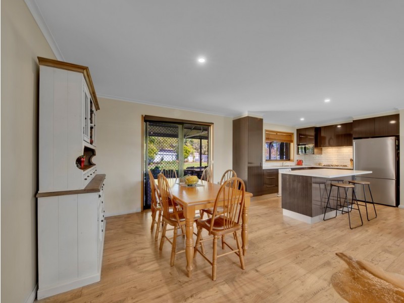 12 Prosper Court, Wodonga VIC 3690