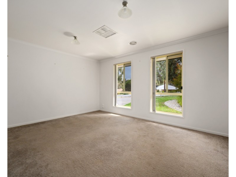 44 Streets Road, Leneva VIC 3691