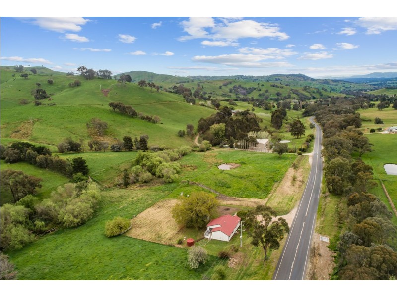 2189 Beechworth-Wodonga Road, Leneva VIC 3691
