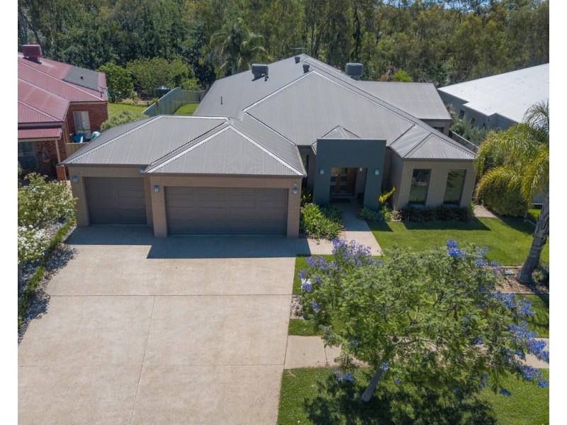 30 Golflinks Avenue, Wodonga VIC 3690