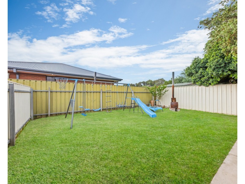 Unit 1 and 2/1 Burns Court, Wodonga VIC 3690