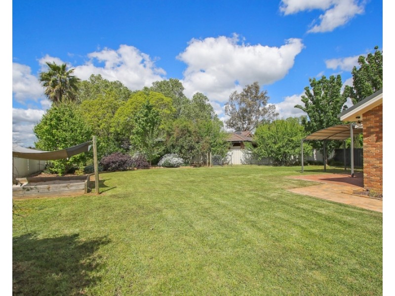 13 WHITEHEAD COURT, Barnawartha VIC 3688