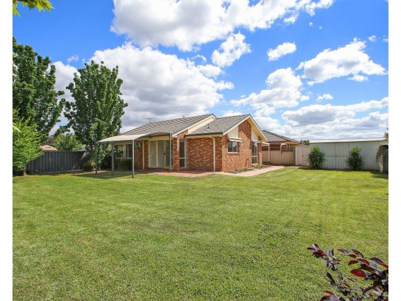 13 WHITEHEAD COURT, Barnawartha VIC 3688