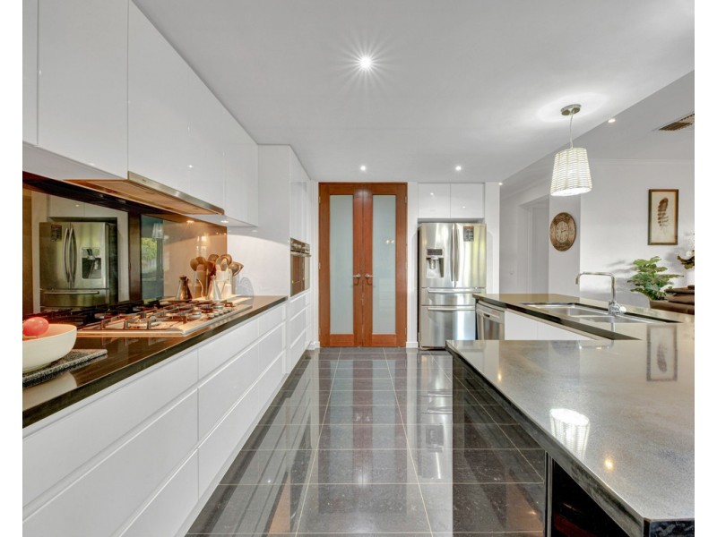 14 Victoria Cross Parade, Wodonga VIC 3690